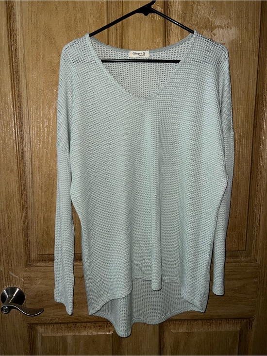 Ginger G Tops - Ginger G Light Mint Waffle Knit V-Neck Sweater. Size large